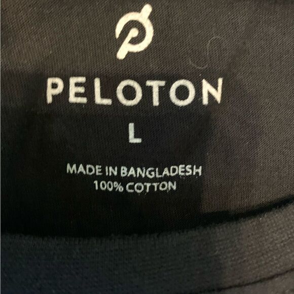 Peloton Black T-shirt size L - Picture 3 of 7
